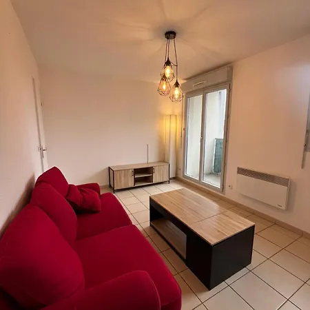 Studio Confortable - Terrasse - Parking - Foret Domaniale De Saint-germain - 2 Pers *